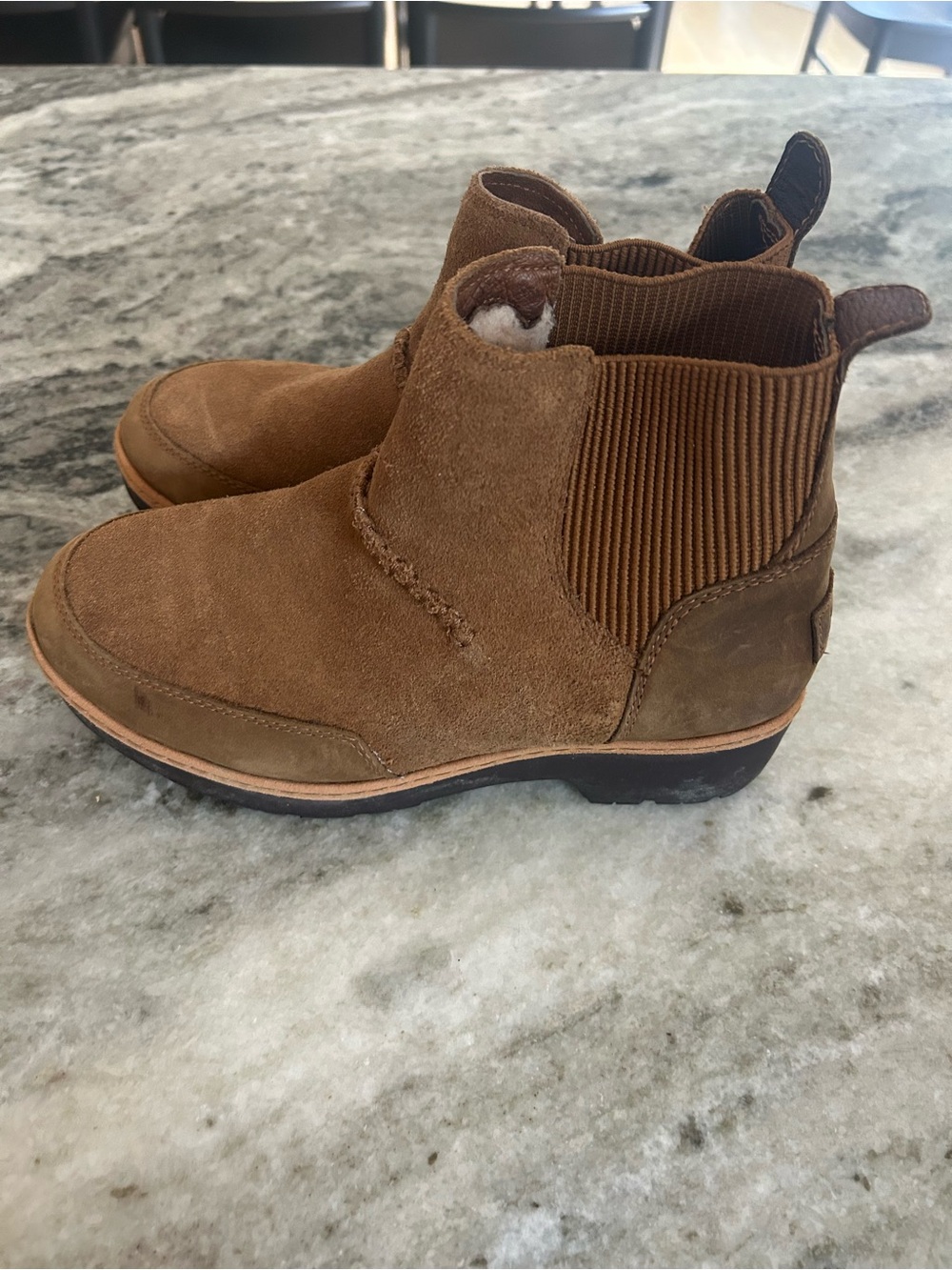 UggBrown Suede Ankle Boots size 6